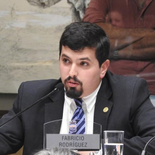 Fabricio Rodríguez, Secretario